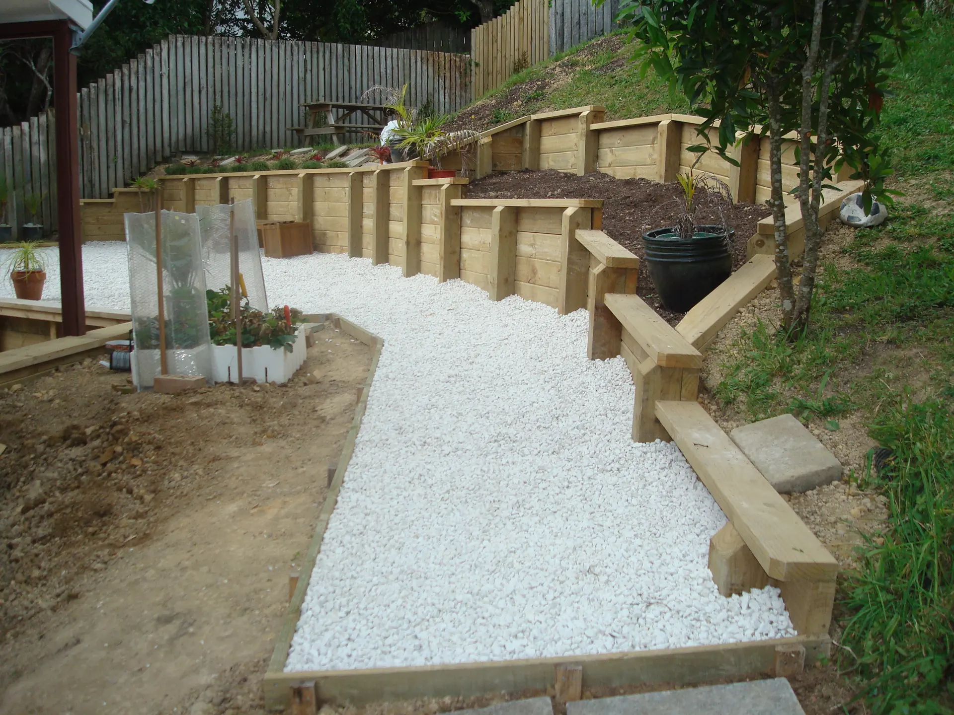 Retaining Walls & Planter Boxes by Custom Decks and Fences