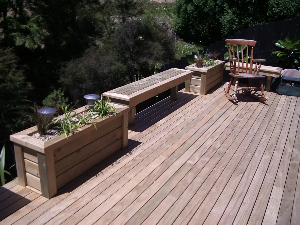 Retaining Walls & Planter Boxes project by Custom Decks and Fences
