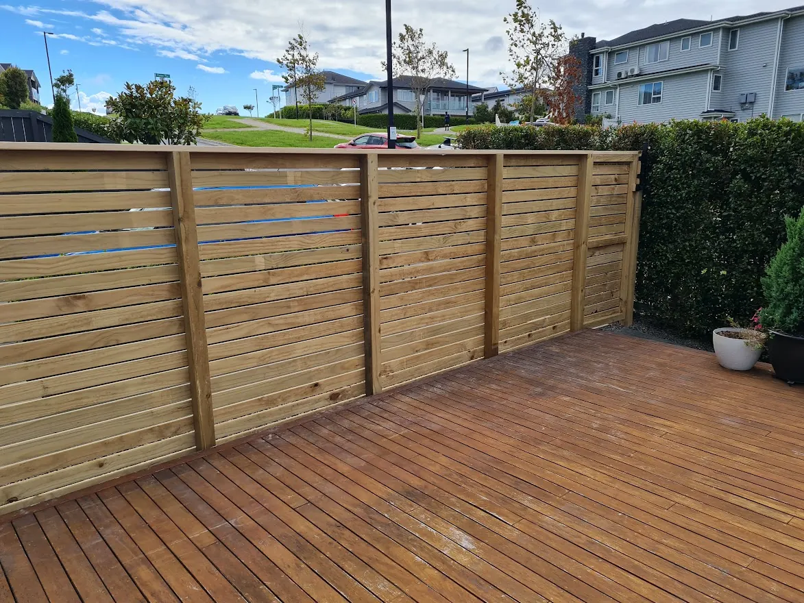 Fences & Trellis project by Custom Decks and Fences