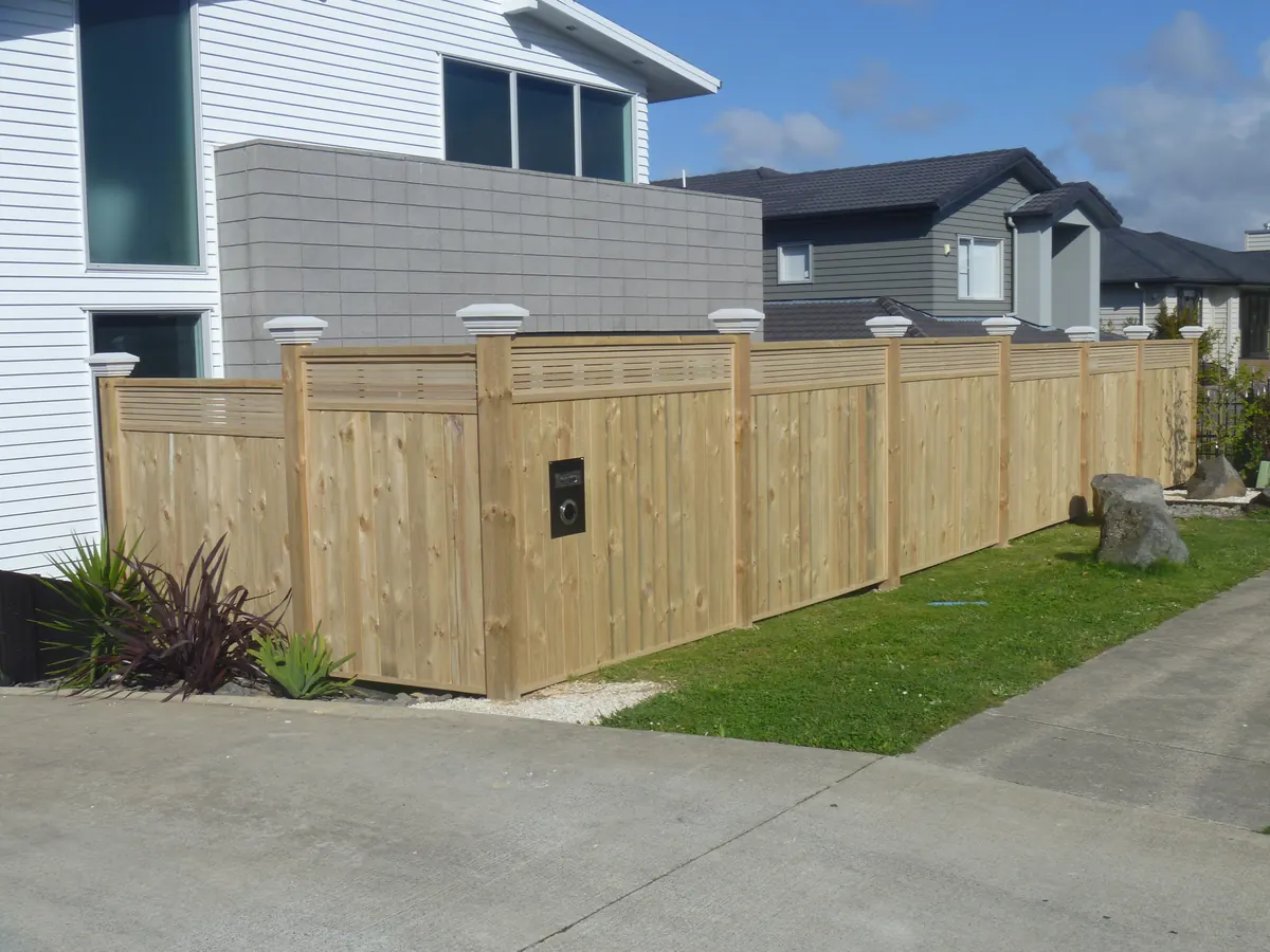 Fences & Trellis project by Custom Decks and Fences