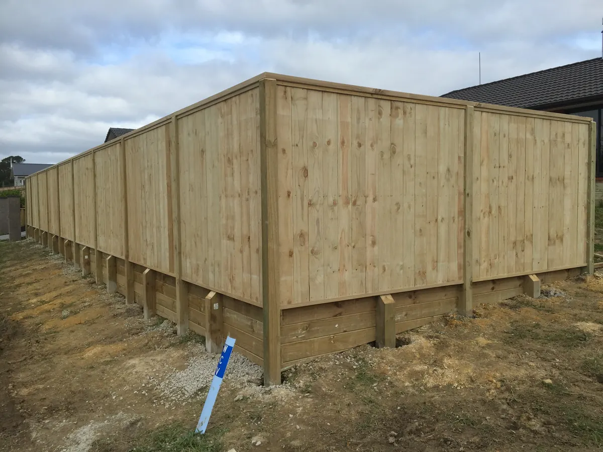 Fences & Trellis project by Custom Decks and Fences
